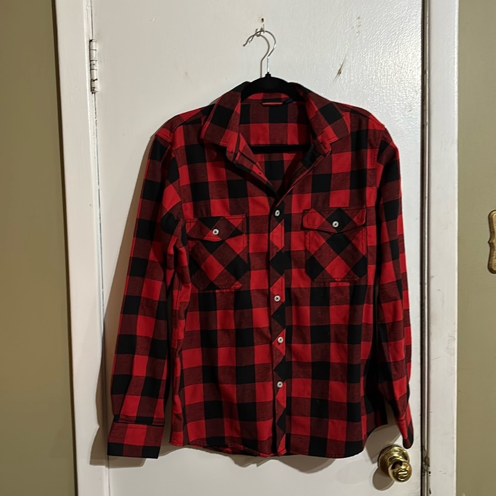 Medium Plaid Flannel Shirt  (NWOT)
